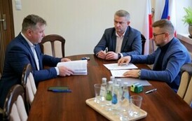 Umowa z wykonawcą na utworzenie przedszkoli w Jurowcach i Niebieszczanach podpisana! 6