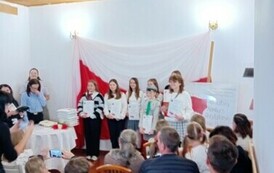 Amelia Wanielista uczennica SP w Pisarowcach zajęła I miejsce w konkursie kuratoryjnym pn."Patriotą się jest, a nie bywa" 5