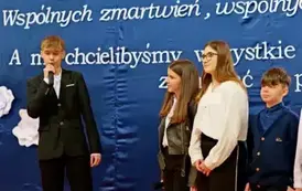 "Każdy koniec jest nowym początkiem" - uroczyste pożegnanie Andrzej Cecuły dyrektora Szkoły Podstawowej w Strachocinie z okazji przejścia na emeryturę 59