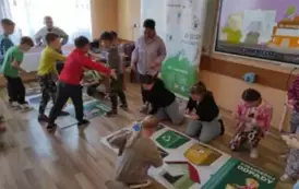 Prelekcja dla uczni&oacute;w Szkoły Podstawowej w Niebieszczanach pt. &quot;Jak prawidłowo segregować odpady&quot; 8