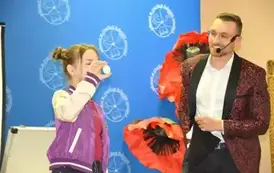 Gminne obchody Międzynarodowego Dnia Bibliotekarza i Bibliotek 2025 w WDK Pisarowce 6