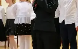 15 lat z Patronem oraz pasowanie na ucznia &ndash; wyjątkowa uroczystość w Szkole Podstawowej im. Ignacego Łukasiewicza w Pakosz&oacute;wce 52