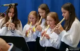 Pasowanie na ucznia i obchody Dnia Edukacji Narodowej w Prusieku 42