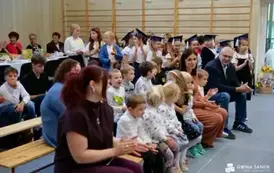 Pasowanie na ucznia i obchody Dnia Edukacji Narodowej w Prusieku 58