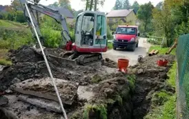 	Trwa budowa kanalizacji sanitarnej w Niebieszczanach &ndash; inwestycja już na p&oacute;łmetku! 5