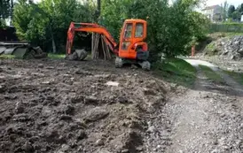 	Trwa budowa kanalizacji sanitarnej w Niebieszczanach &ndash; inwestycja już na p&oacute;łmetku! 10