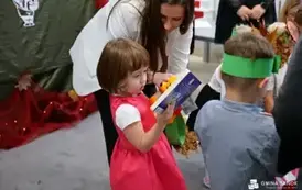 Pasowanie na Przedszkolaka w Jurowcach&nbsp;- małe kroki w wielki świat! 5