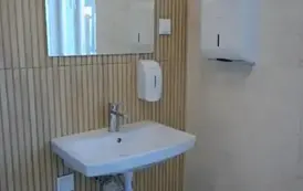 Zakończono remont Wiejskiego Domu Kultury w Strachocinie 11