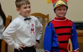 Patriotyczne obchody Święta Niepodległości w Falej&oacute;wce 31