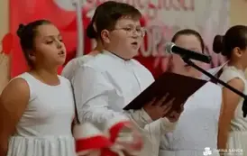 Patriotyczne obchody Święta Niepodległości w Falej&oacute;wce 42