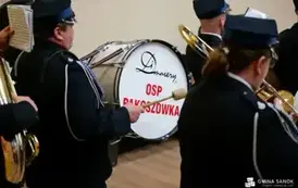 Patriotyczne obchody Święta Niepodległości w Falej&oacute;wce 74