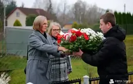 Patriotyczne obchody Święta Niepodległości w Falej&oacute;wce 109