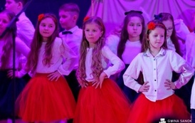 &bdquo;Noc, w kt&oacute;rej Dobro zwyciężyło&rdquo; &ndash; świąteczne przedstawienie Szkoły Podstawowej w Niebieszczanach 24