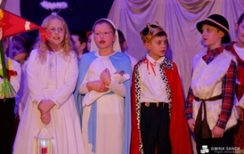 &bdquo;Noc, w kt&oacute;rej Dobro zwyciężyło&rdquo; &ndash; świąteczne przedstawienie Szkoły Podstawowej w Niebieszczanach 43