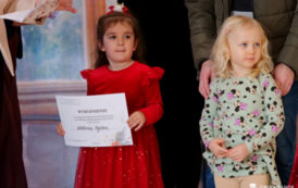Znamy laureat&oacute;w II Międzyszkolnego Konkursu na Kartkę Bożonarodzeniową 52