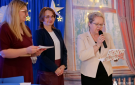 Znamy laureat&oacute;w II Międzyszkolnego Konkursu na Kartkę Bożonarodzeniową 53