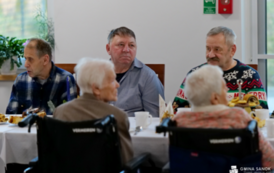 wsp&oacute;lna wigilia 2025 Domu Pomocy Społecznej oraz Ośrodka Wsparcia Dziennego w Raczkowej  (8)