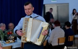 &bdquo;Spotkanie pokoleń&rdquo; z okazji Dnia Babci i Dziadka w Szkole Podstawowej w Dobrej 4