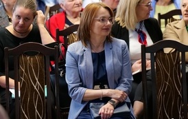 Spotkanie informacyjne z Wojewodą Podkarpackim o programie &bdquo;Aktywni Seniorzy &ndash; ASY&rdquo; w Niebieszczanach 6