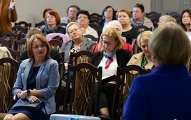 Spotkanie informacyjne z Wojewodą Podkarpackim o programie &bdquo;Aktywni Seniorzy &ndash; ASY&rdquo; w Niebieszczanach 12