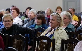 Spotkanie informacyjne z Wojewodą Podkarpackim o programie &bdquo;Aktywni Seniorzy &ndash; ASY&rdquo; w Niebieszczanach 23
