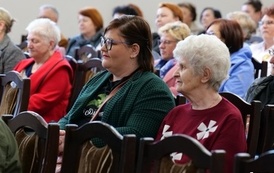 Spotkanie informacyjne z Wojewodą Podkarpackim o programie &bdquo;Aktywni Seniorzy &ndash; ASY&rdquo; w Niebieszczanach 35