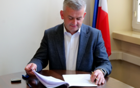 Podpisanie umowy na termomodernizację Wiejskiego Domu Kultury w Bykowcach 4