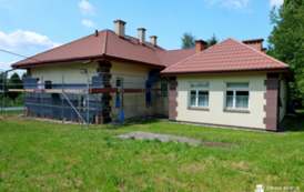 Trwają prace przy termomodernizacji Wiejskiego Domu Kultury w Bykowcach 3