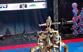 Sukces uczennic ze Szkoły Podstawowej w Srogowe G&oacute;rnym podczas zawod&oacute;w gimnastycznych World Grand Prix Fit Kids w Rzeszowie 3