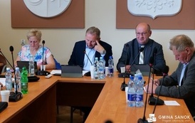 Wotum zaufania i absolutorium dla W&oacute;jta Gminy Sanok za wykonanie budżetu w 2025 roku! 15