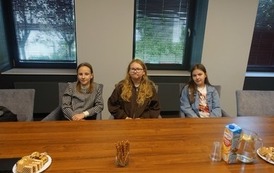 Sukces uczennic Szkoły Podstawowej w Srogowie G&oacute;rnym w wojew&oacute;dzkim konkursie plastycznym 4