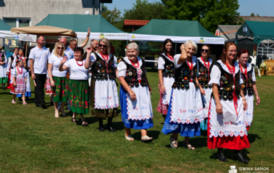 Doroczne święto plon&oacute;w, tradycji i wsp&oacute;lnej zabawy. Powiatowo-Gminne Dożynki w Czerteżu już za nami 178