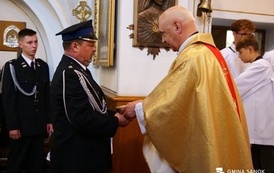 120 lat Ochotniczej Straży Pożarnej w Pakosz&oacute;wce. Pokolenia strażak&oacute;w ochotnik&oacute;w w służbie lokalnej społeczności 118