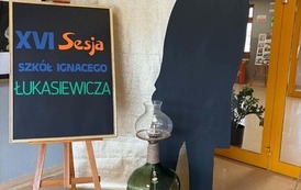 XVI Sesja Szk&oacute;ł im. Ignacego Łukasiewicza w Krośnicach - I miejsce dla uczni&oacute;w Szkoły Podstawowej w Strachocinie! 2