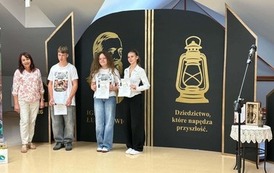 XVI Sesja Szk&oacute;ł im. Ignacego Łukasiewicza w Krośnicach - I miejsce dla uczni&oacute;w Szkoły Podstawowej w Strachocinie! 17