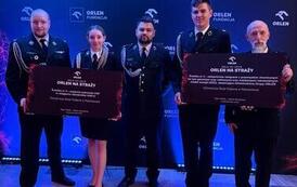 Strażacy z Gminy Sanok wyr&oacute;żnieni podczas jubileuszowej gali programu ORLEN &bdquo;Na Straży&rdquo; 6
