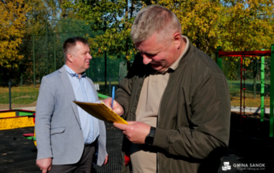 Nowy plac zabaw przy Szkole Podstawowej w Prusieku już gotowy! 23