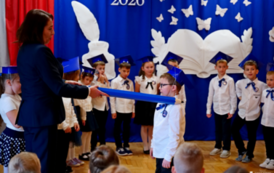 Szkoła Podstawowa w Kostarowcach - pasowanie na ucznia 22.10 (19)