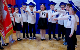 Szkoła Podstawowa w Kostarowcach - pasowanie na ucznia 22.10 (13)