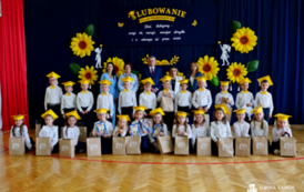 Szkoła Podstawowa w Niebieszczanach - pasowanie na ucznia 16.10 (29)