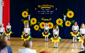 Szkoła Podstawowa w Niebieszczanach - pasowanie na ucznia 16.10 (12)