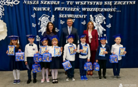 Szkoła Podstawowa w Prusieku - pasowanie na ucznia 14.10 (41)