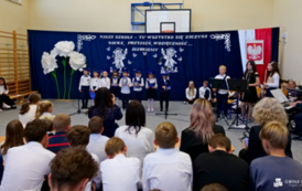 Szkoła Podstawowa w Prusieku - pasowanie na ucznia 14.10 (24)
