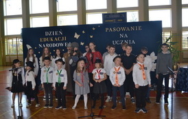 fot. Szkoła Podstawowa w Strachocinie - pasowanie na ucznia 14.10 (18)