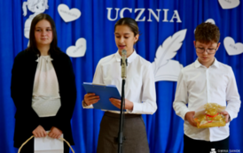 Szkoła Podstawowa w Srogowie G&oacute;rnym - pasowanie na ucznia 13.10 (22)
