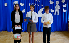 Szkoła Podstawowa w Srogowie G&oacute;rnym - pasowanie na ucznia 13.10 (21)
