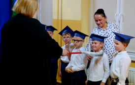 Szkoła Podstawowa w Pakosz&oacute;wce - pasowanie na ucznia 12.10 (21)