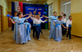Szkoła Podstawowa w Pakosz&oacute;wce - pasowanie na ucznia 12.10 (5)