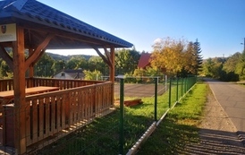 Wielofunkcyjny plac w Lisznej już ogrodzony! Mieszkańcy zyskali bezpieczną przestrzeń 8