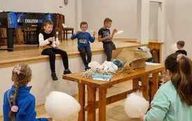 W WDK Jurowce odbyły się warsztaty MAKRAMOWE BRELOKI 1